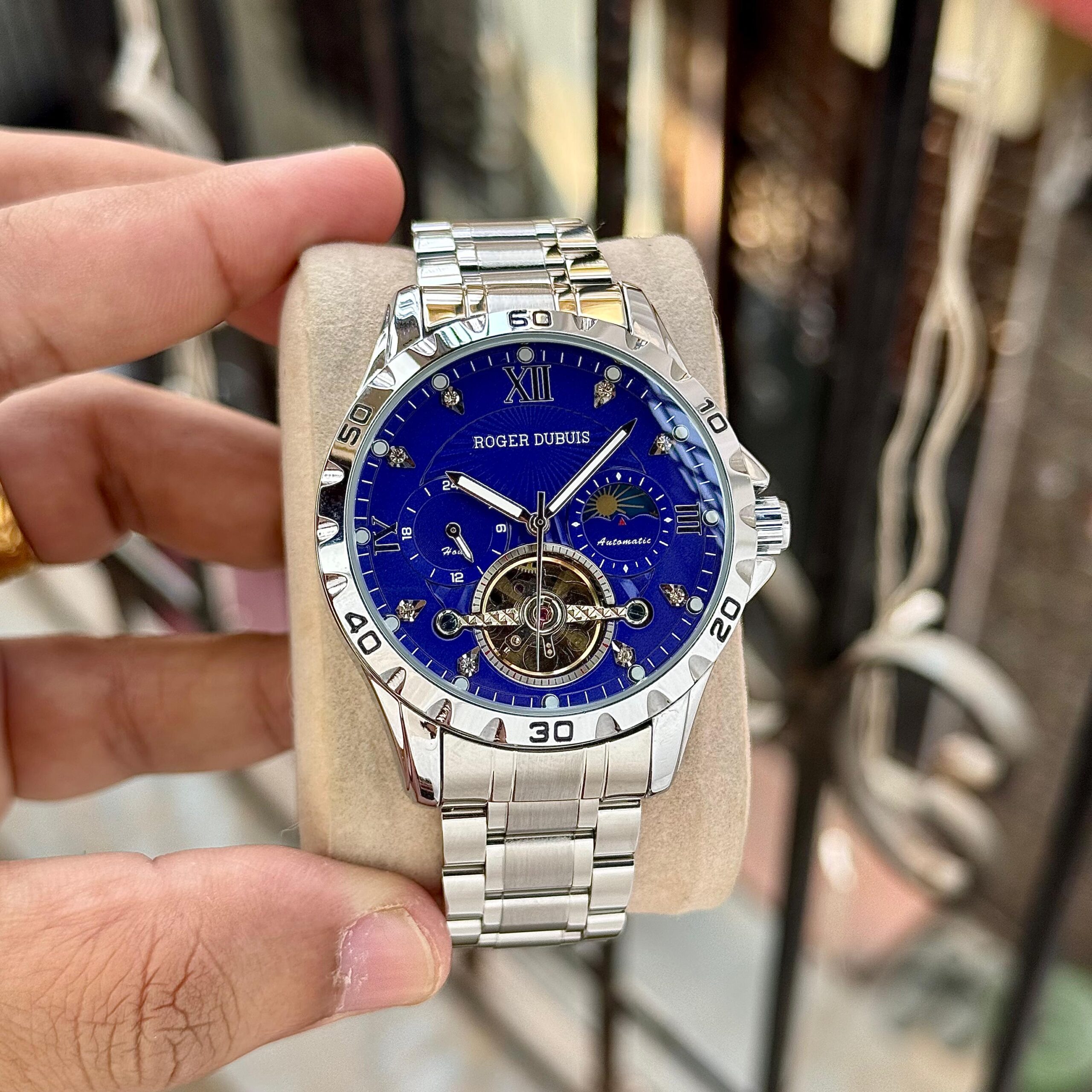 ROGER DUBUIS AUTOMATIC - Image 4