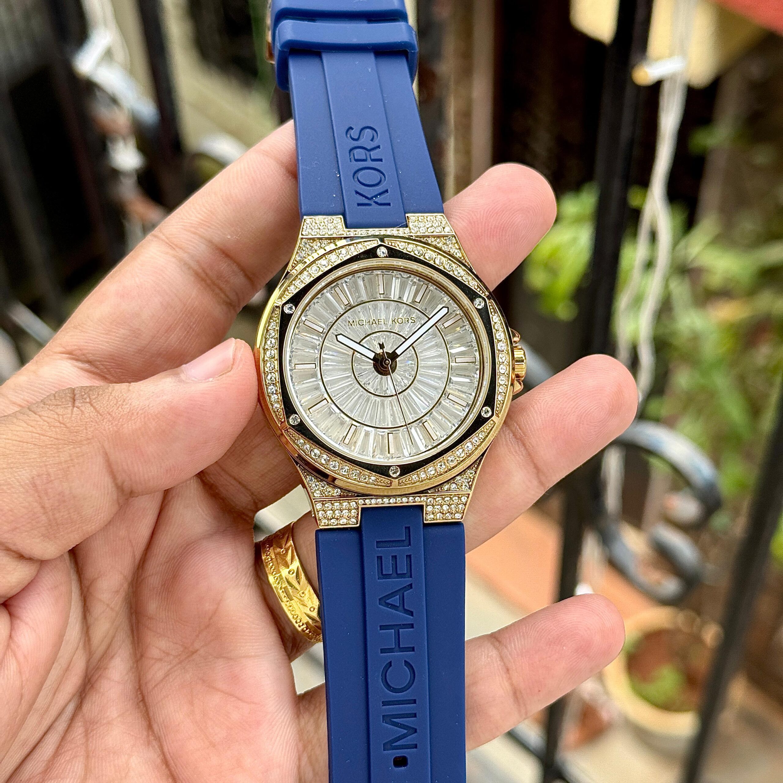 MICHAEL Michael Kors MK7248 Lennox Analog - Image 2