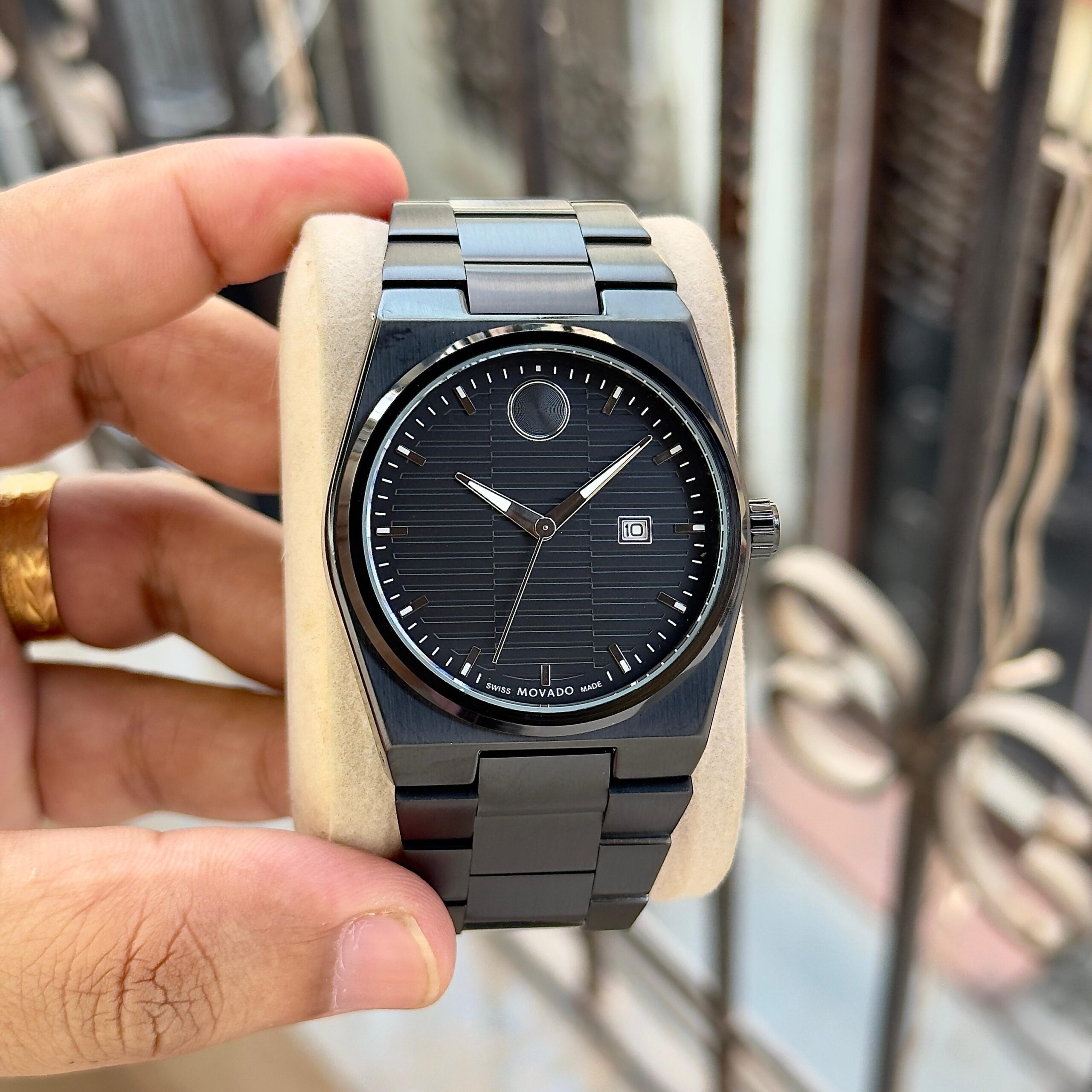MOVADO BOLD QUEST – ICONIC MINIMALISM WITH MODERN LUXURY - Image 3