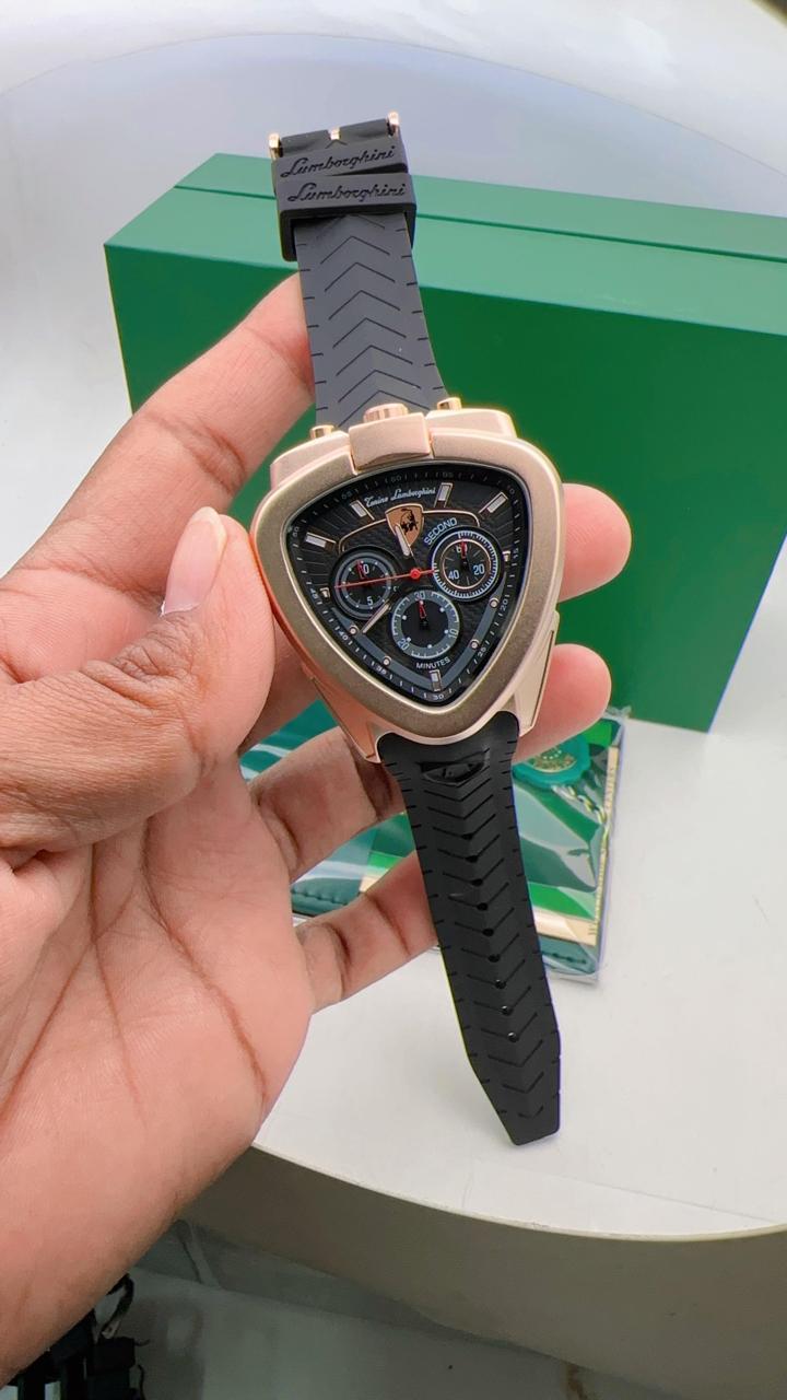 Lamborghini Men’s watch all crono Design and Aesthetics - Image 4